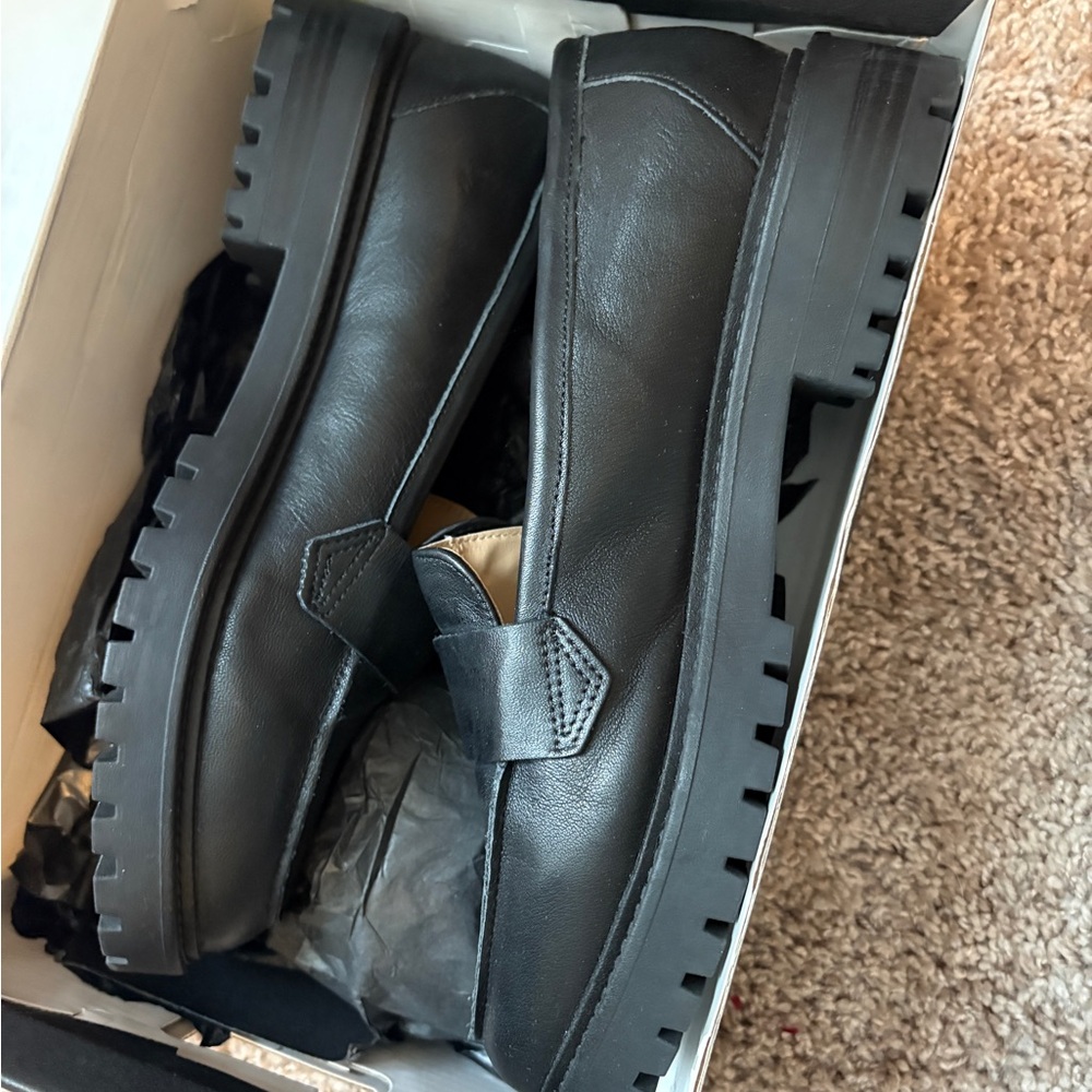 Banana Republic Black Leather Loafers